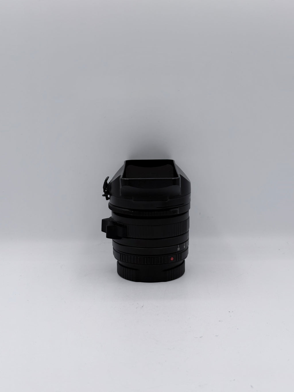 Hasselblad Xpan 30mm Len with Centre Grey Filter And Viewfinder Sn: 8XEE10006