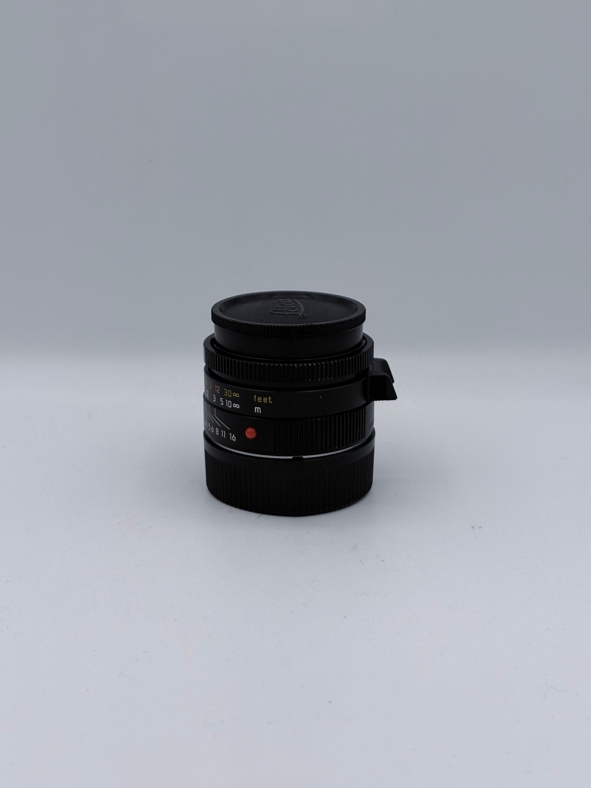Leica 35/2 Summicron ASPH SN: 3822203