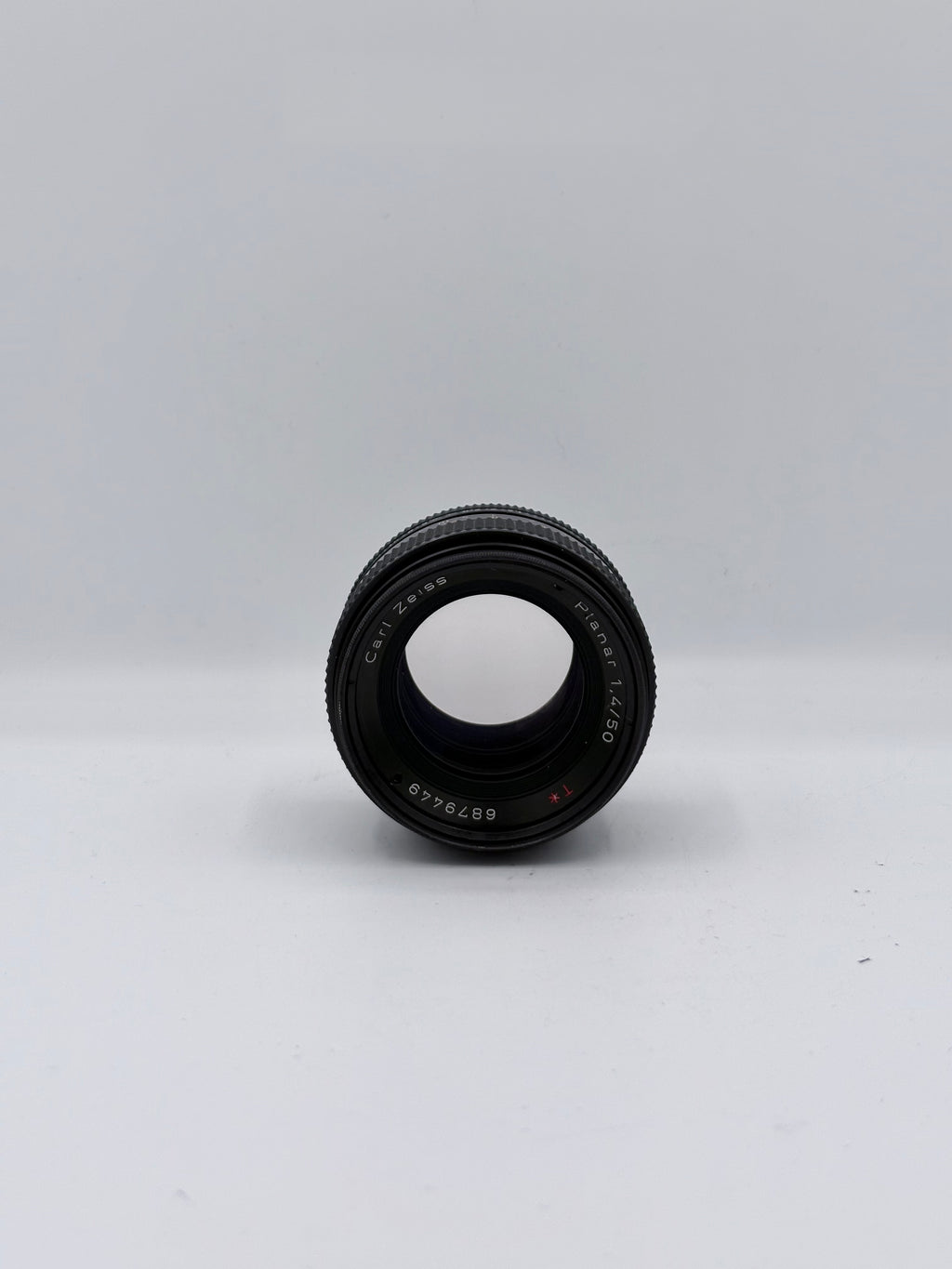 Carl Zeiss Planar 50 SN: 6879449 