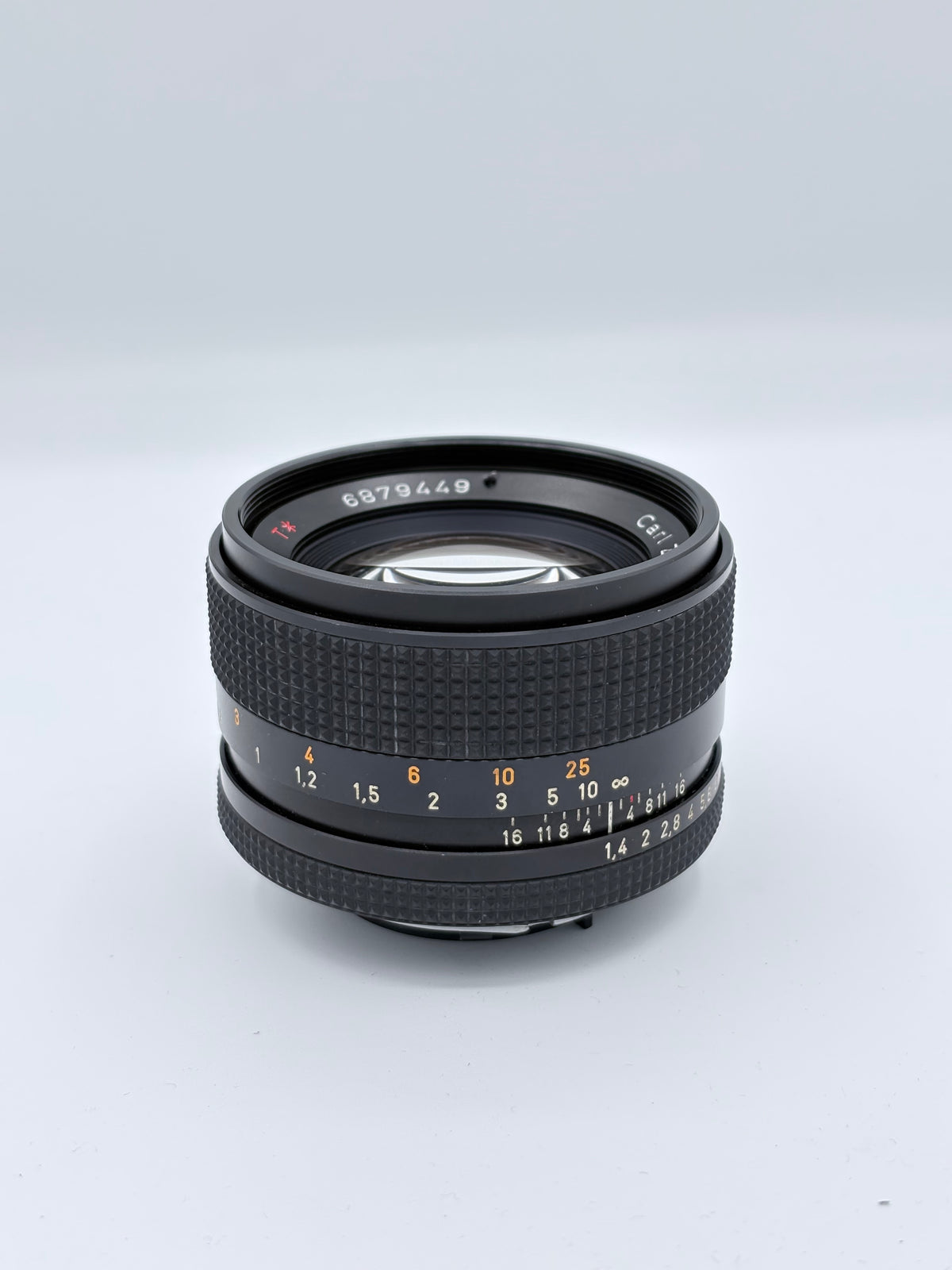 Contax Carl Zeiss Planar T* 50mm F/1.4 SN:6879449