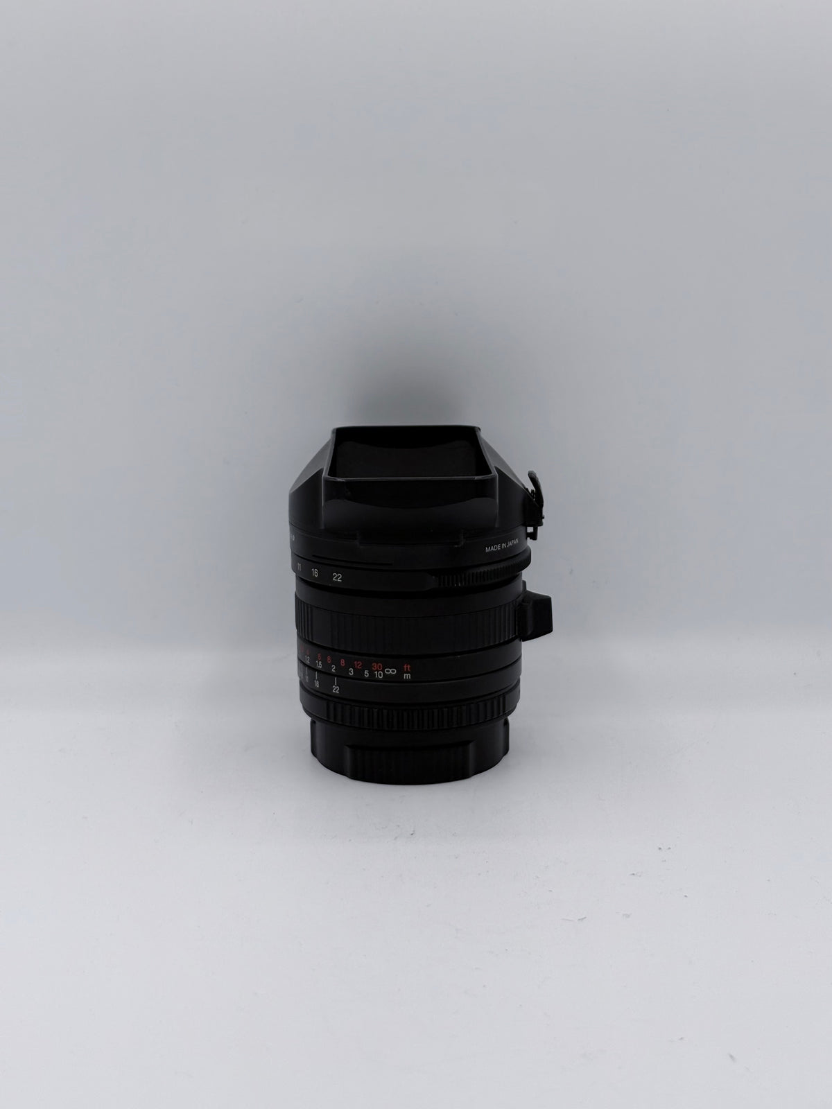 Hasselblad Xpan 30mm Len with Centre Grey Filter And Viewfinder Sn: 8XEE10006